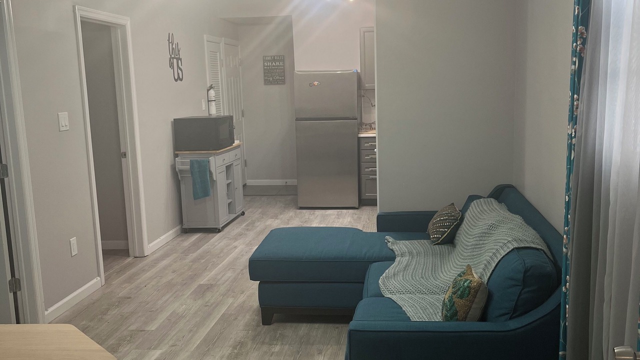 Photo of Livingroom in Weequahic
