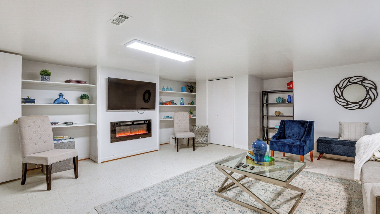 Photo of Livingroom in Colesville