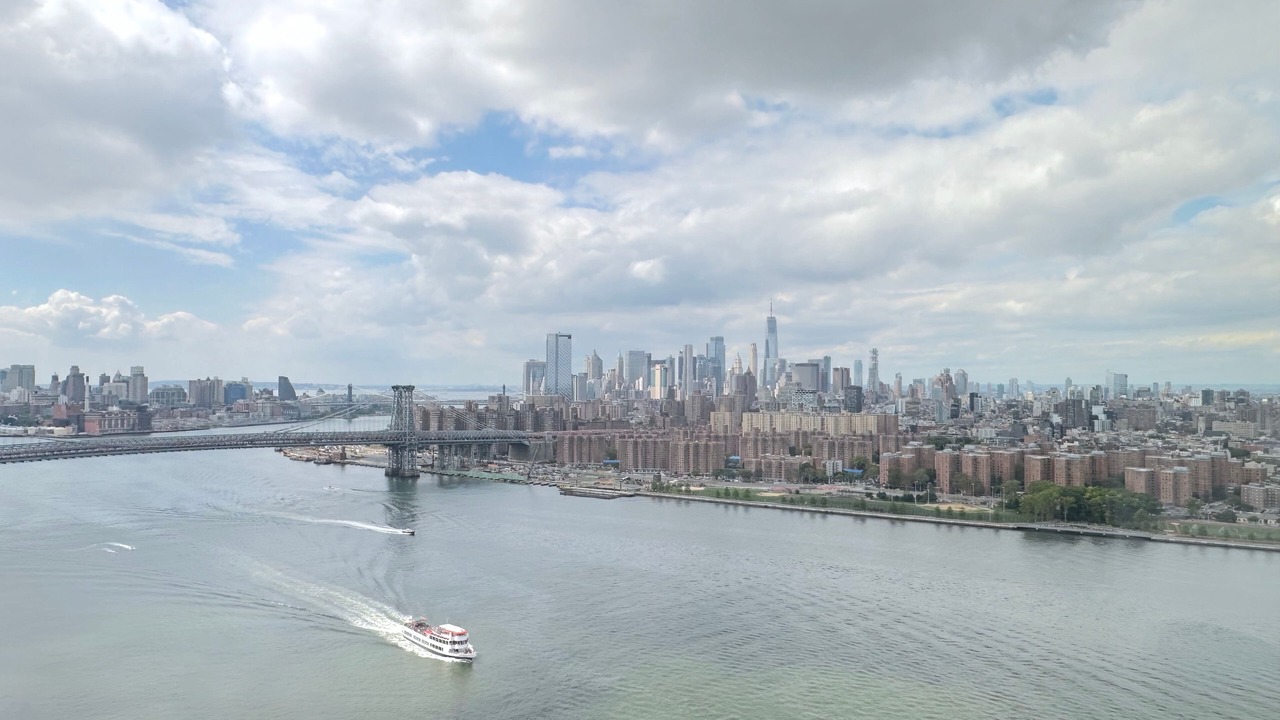 Photo of Others in Williamsburg