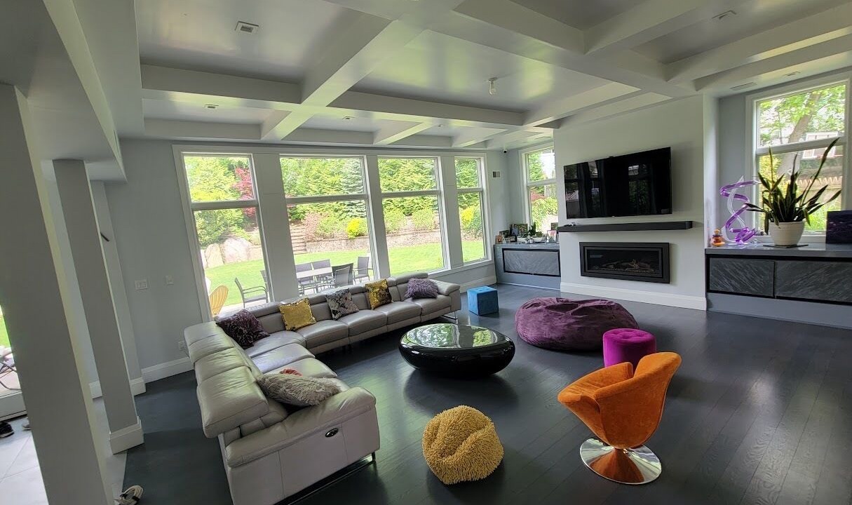 Photo of Livingroom in Bergenfield