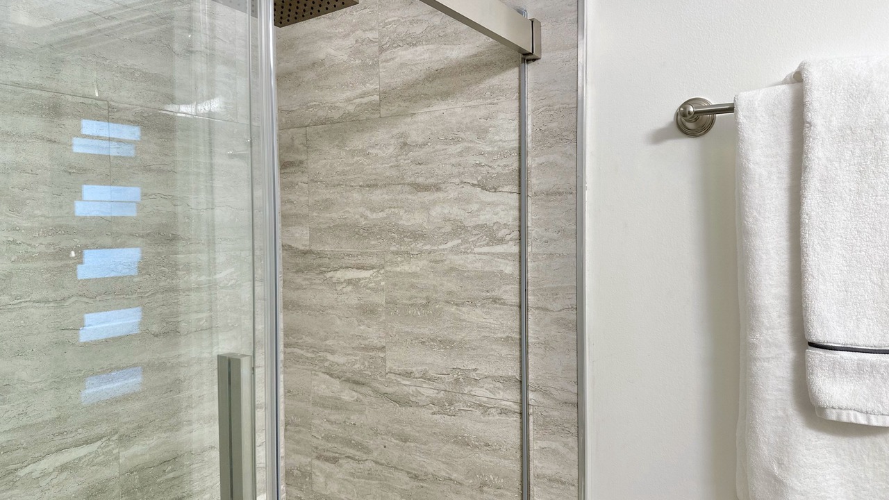 Photo of Bathroom in South Side Slopes