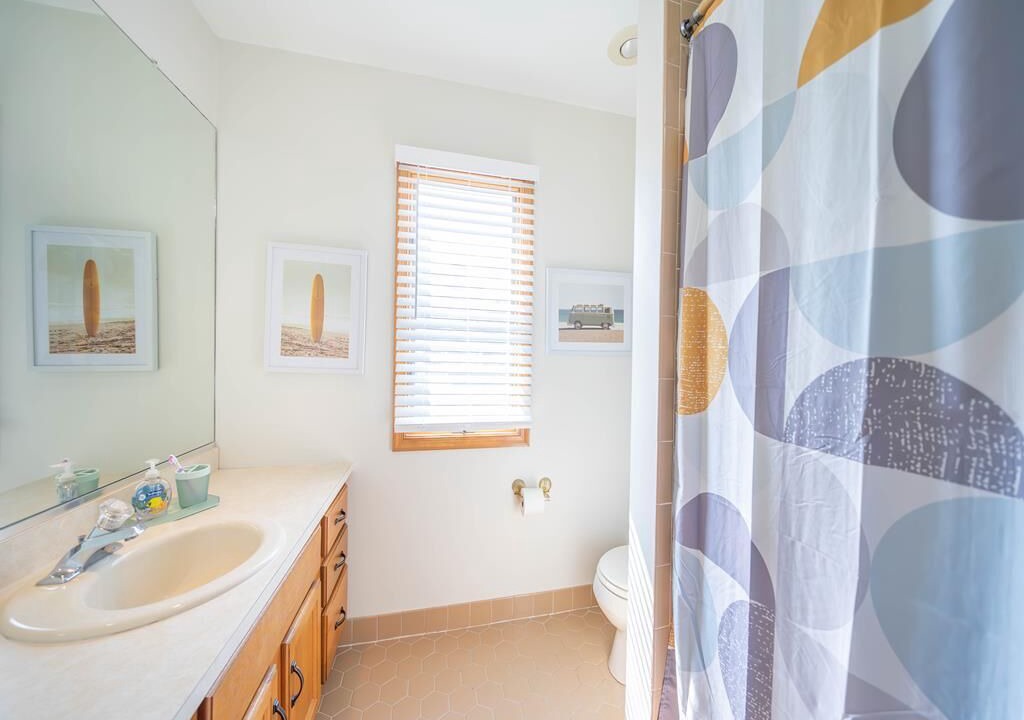 Photo of Bathroom in Avalon