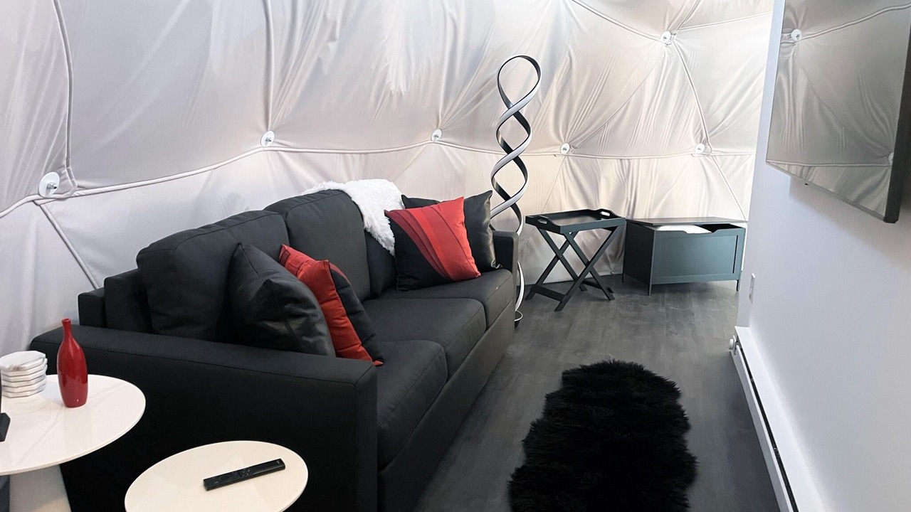Photo of Livingroom in Monticello