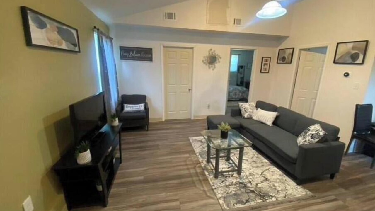 Photo of Livingroom in West Newton