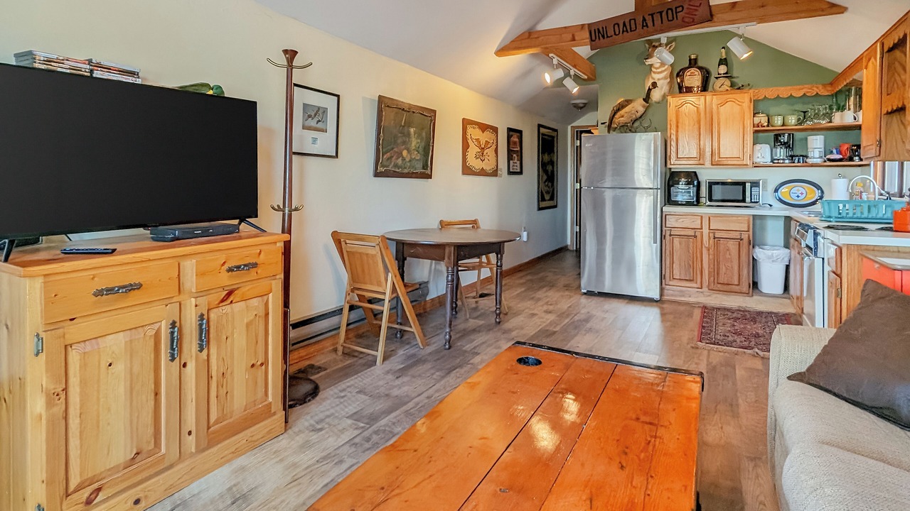 Photo of Livingroom in Lake Harmony Estates