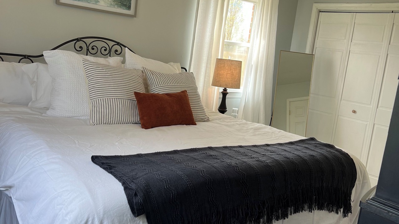 Photo of Bedroom in Cedar Mountain