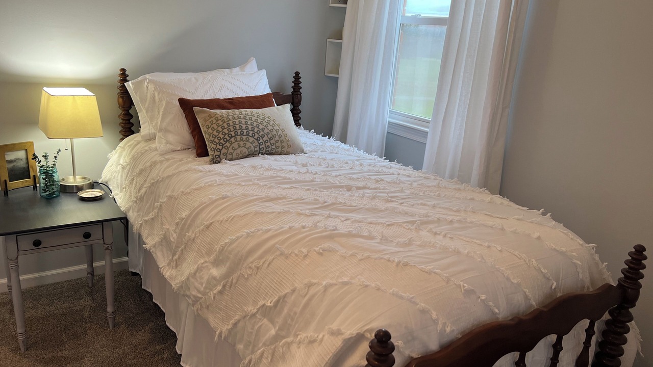 Photo of Bedroom in Cedar Mountain