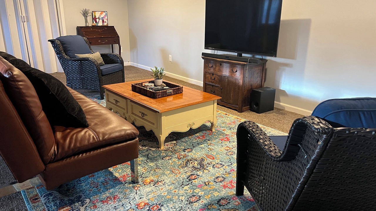 Photo of Livingroom in Cedar Mountain
