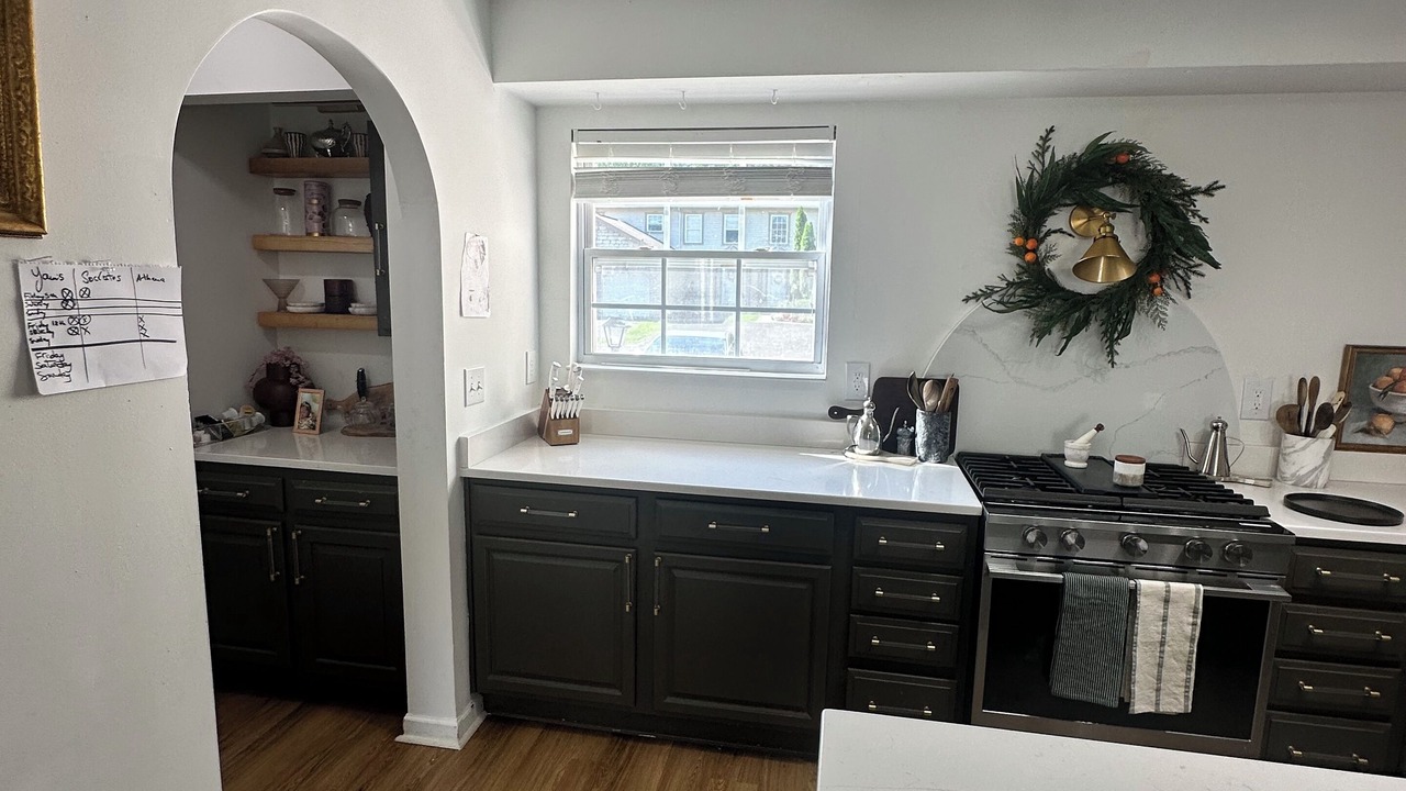 Photo of Kitchen in Summit Station