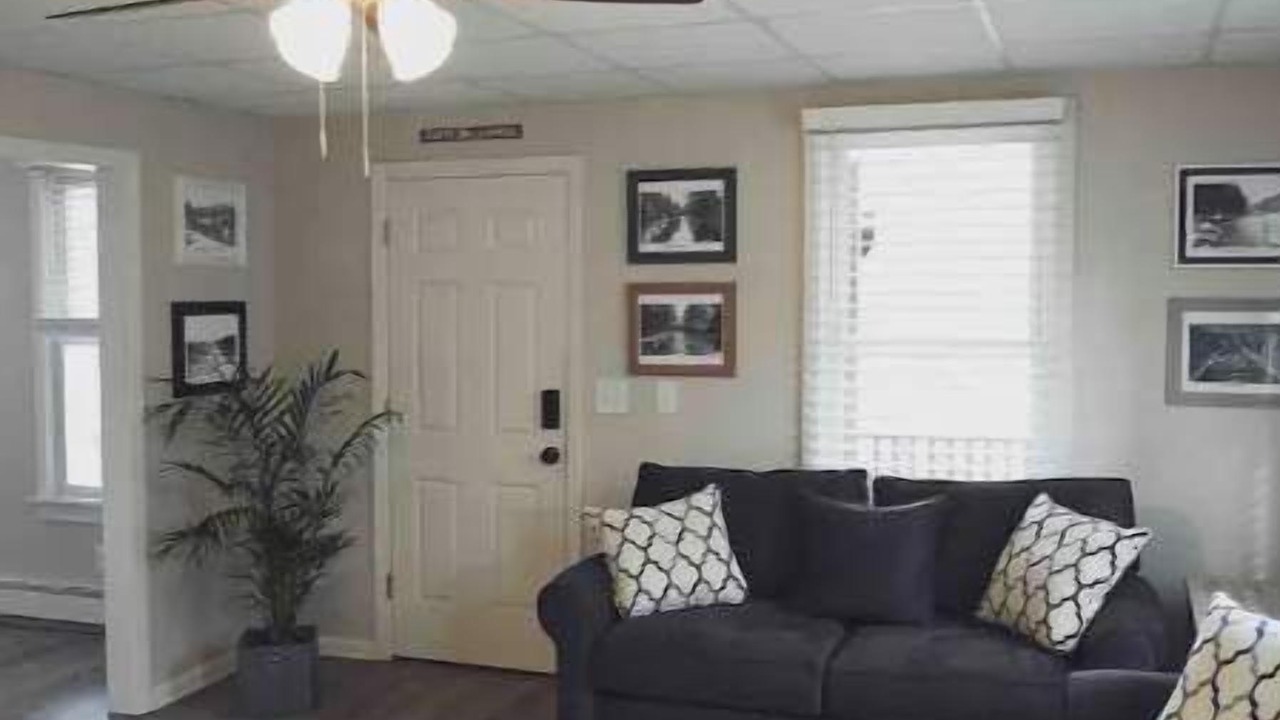 Photo of Livingroom in White Mills