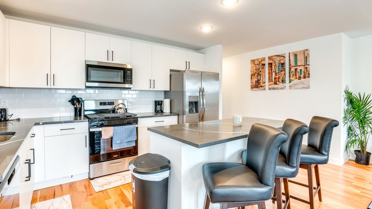 Photo of Kitchen in Elizabeth