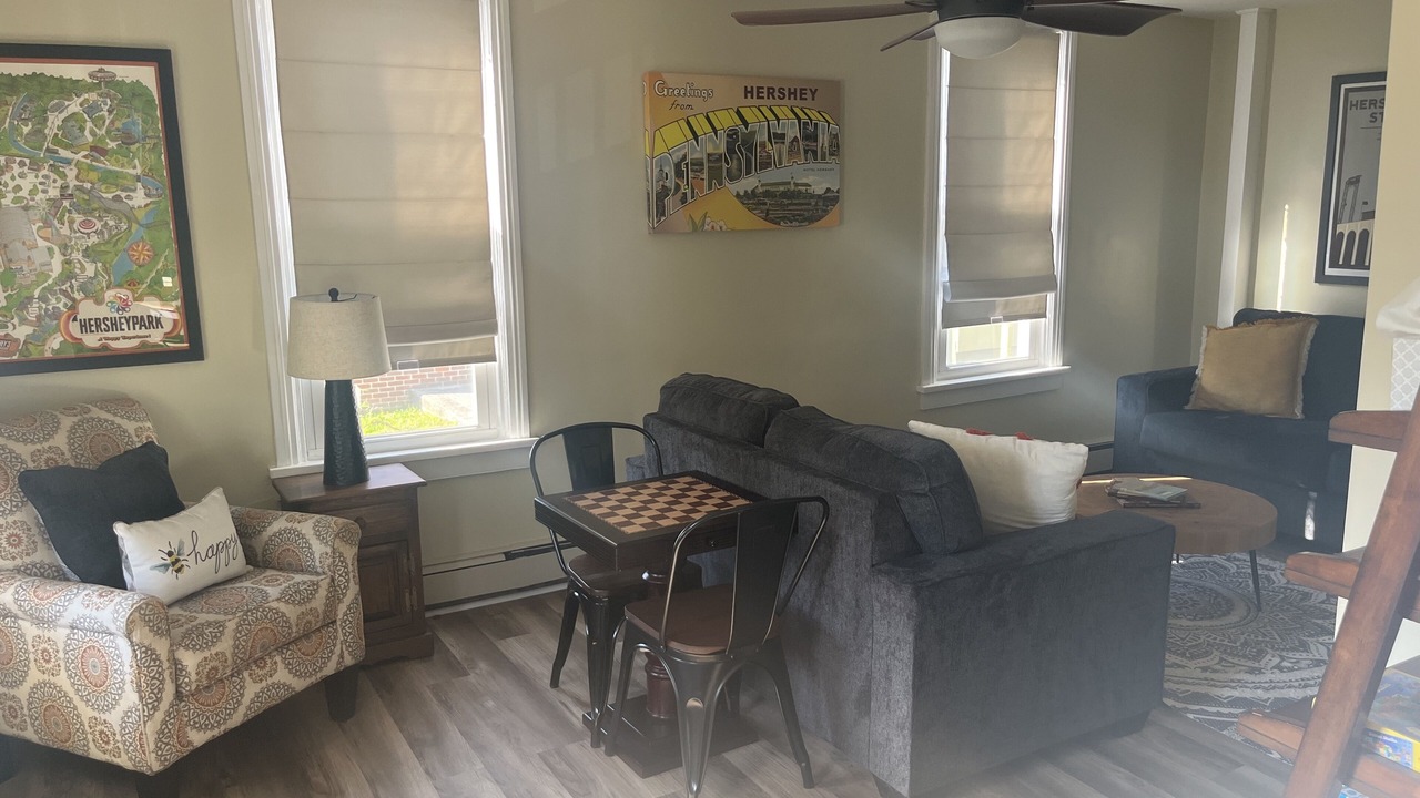 Photo of Livingroom in Palmyra