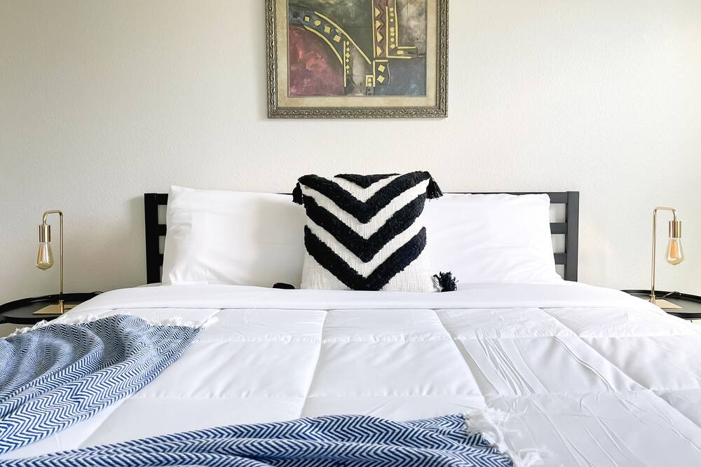 Photo of Bedroom in Corryville