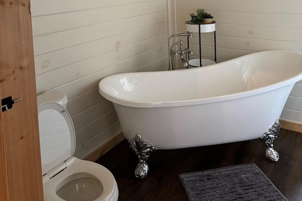 Photo of Bathroom in Jamestown