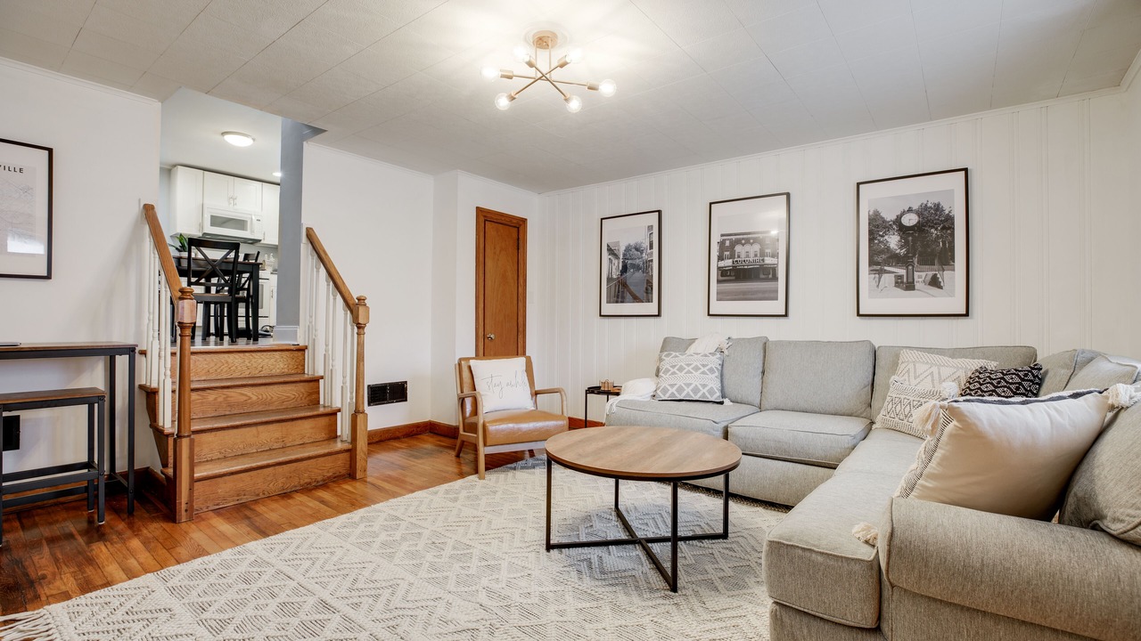 Photo of Livingroom in Phoenixville