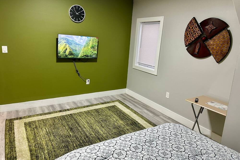 Photo of Bedroom in Newark