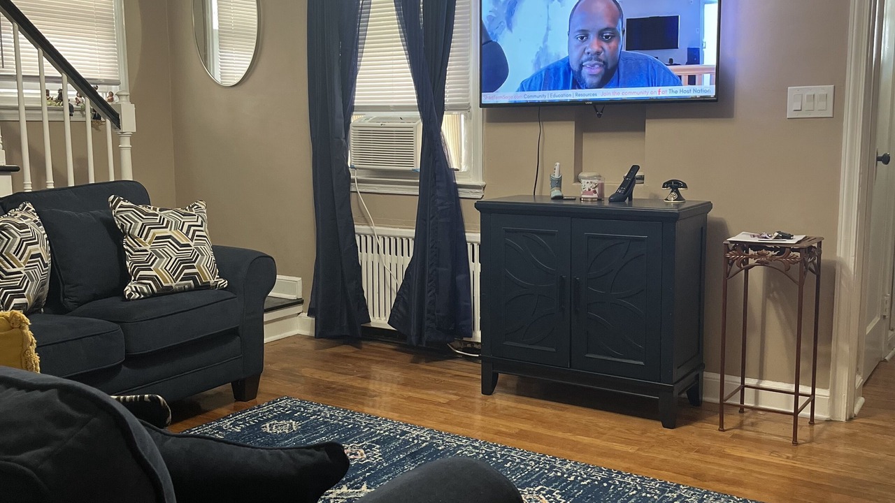 Photo of Livingroom in Hillside