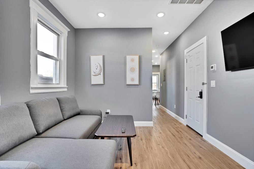 Photo of Livingroom in Roselle Park