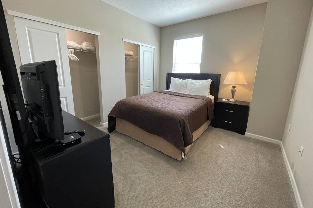 Photo of Bedroom in Marysville