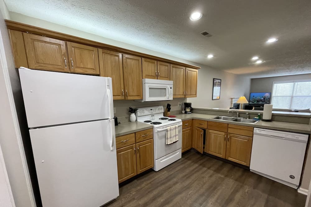 Photo of Kitchen in Hemingway Village