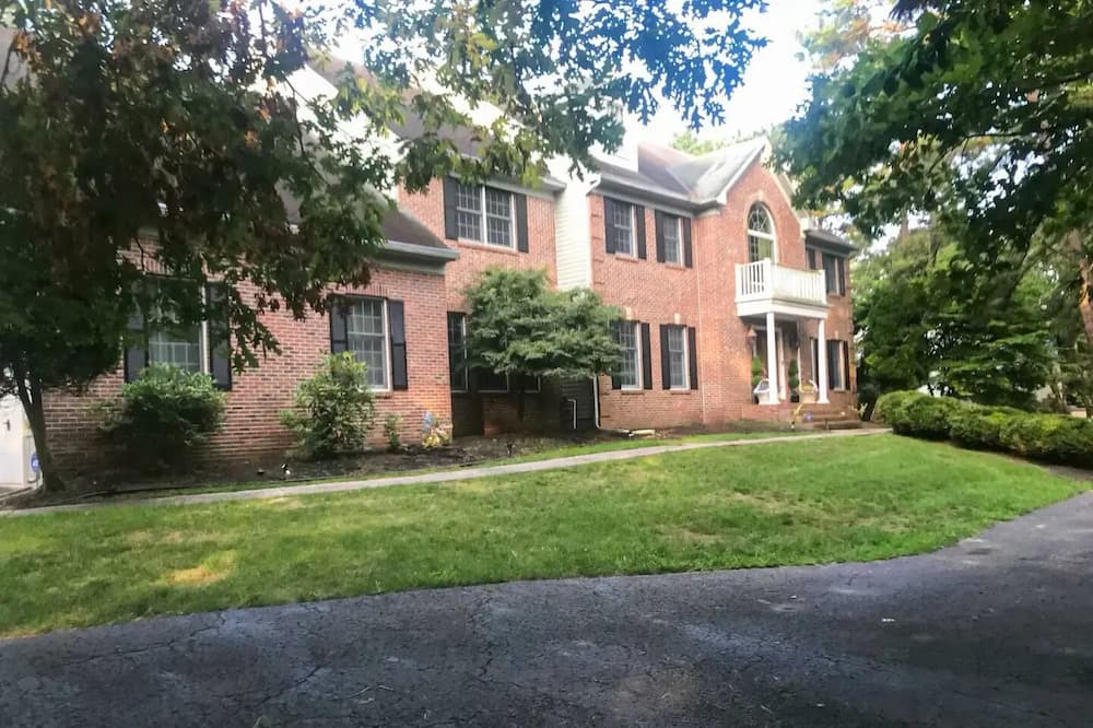 Photo of Outdoor in Medford