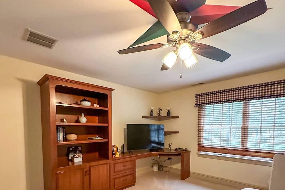 Photo of Bedroom in Medford