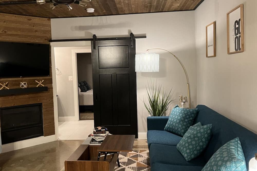 Photo of Livingroom in Federal Hill