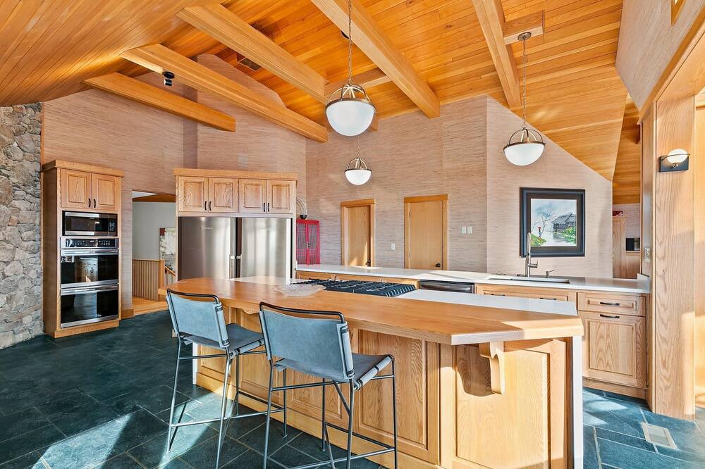 Photo of Kitchen in Roseland