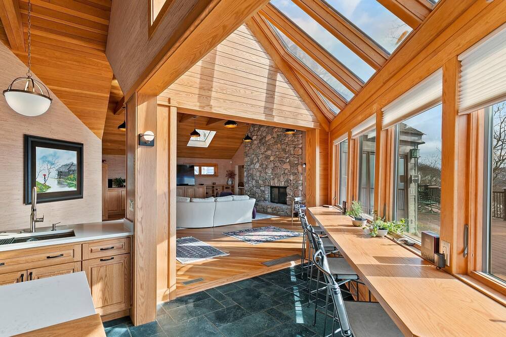 Photo of Kitchen in Roseland