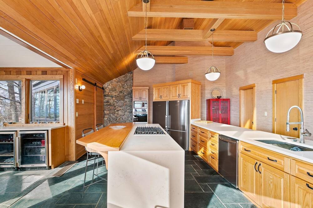 Photo of Kitchen in Roseland