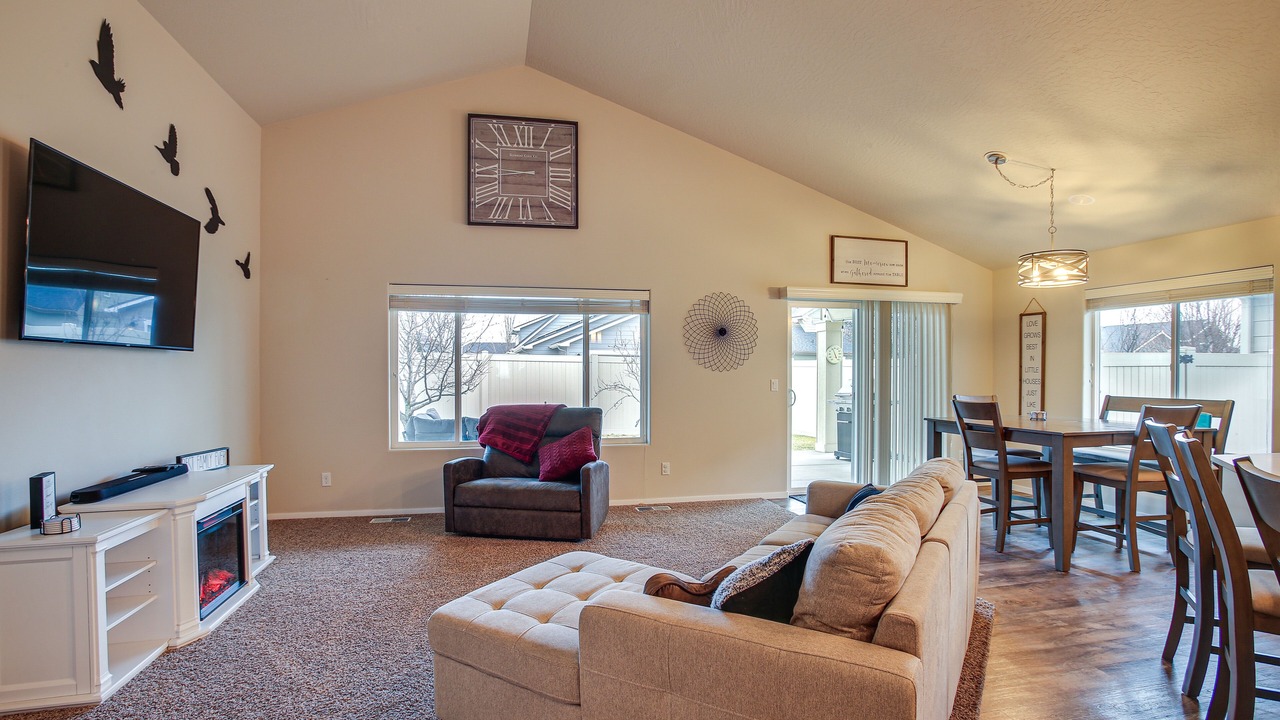 Photo of Livingroom in Liberty Lake