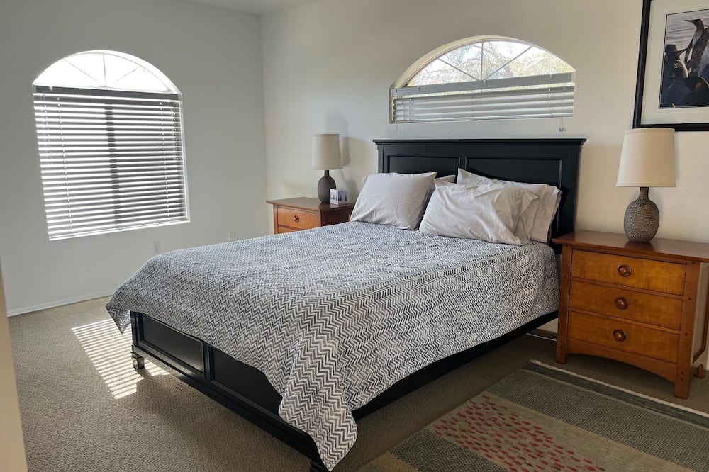 Photo of Bedroom in Monterey Point
