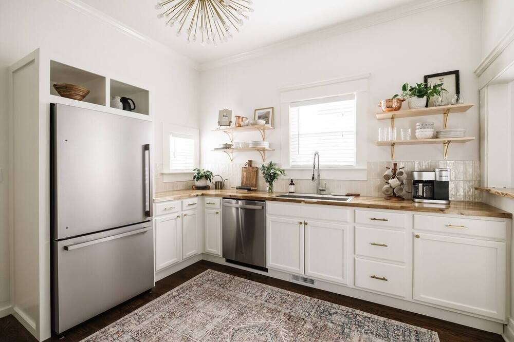 Photo of Kitchen in Depot Bench