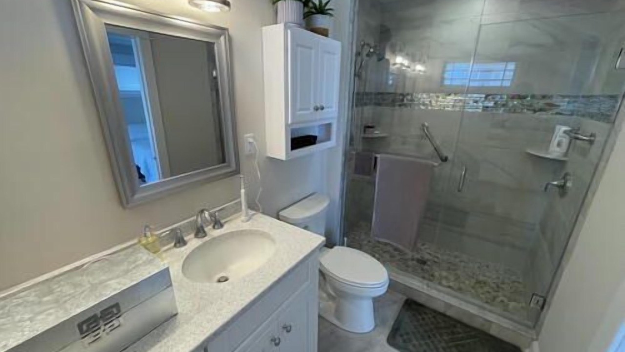 Photo of Bathroom in Townsend's Inlet