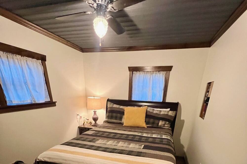 Photo of Bedroom in Sharpsburg