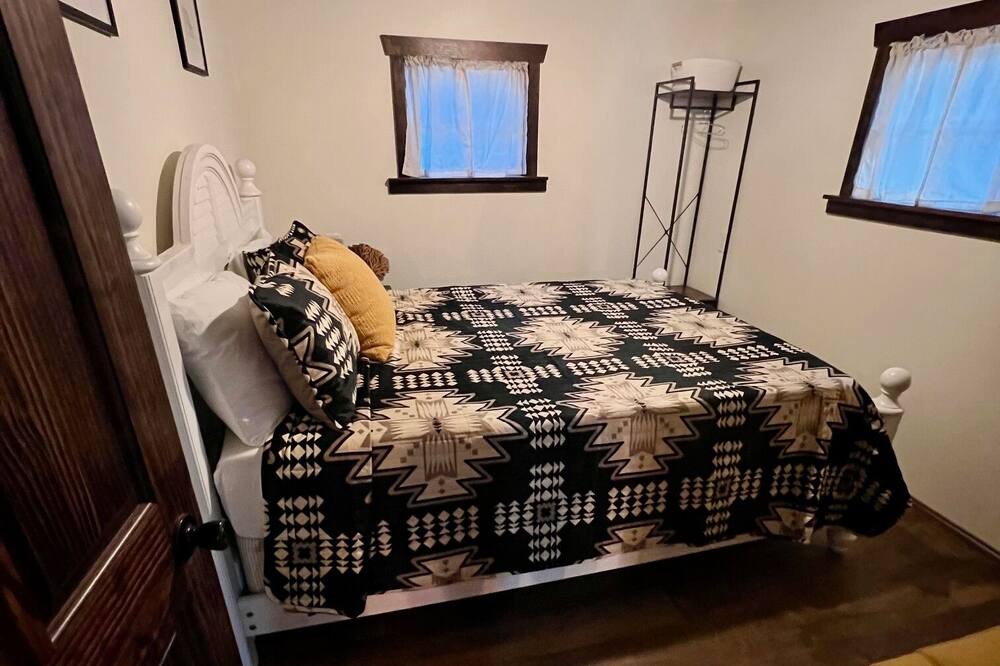 Photo of Bedroom in Sharpsburg