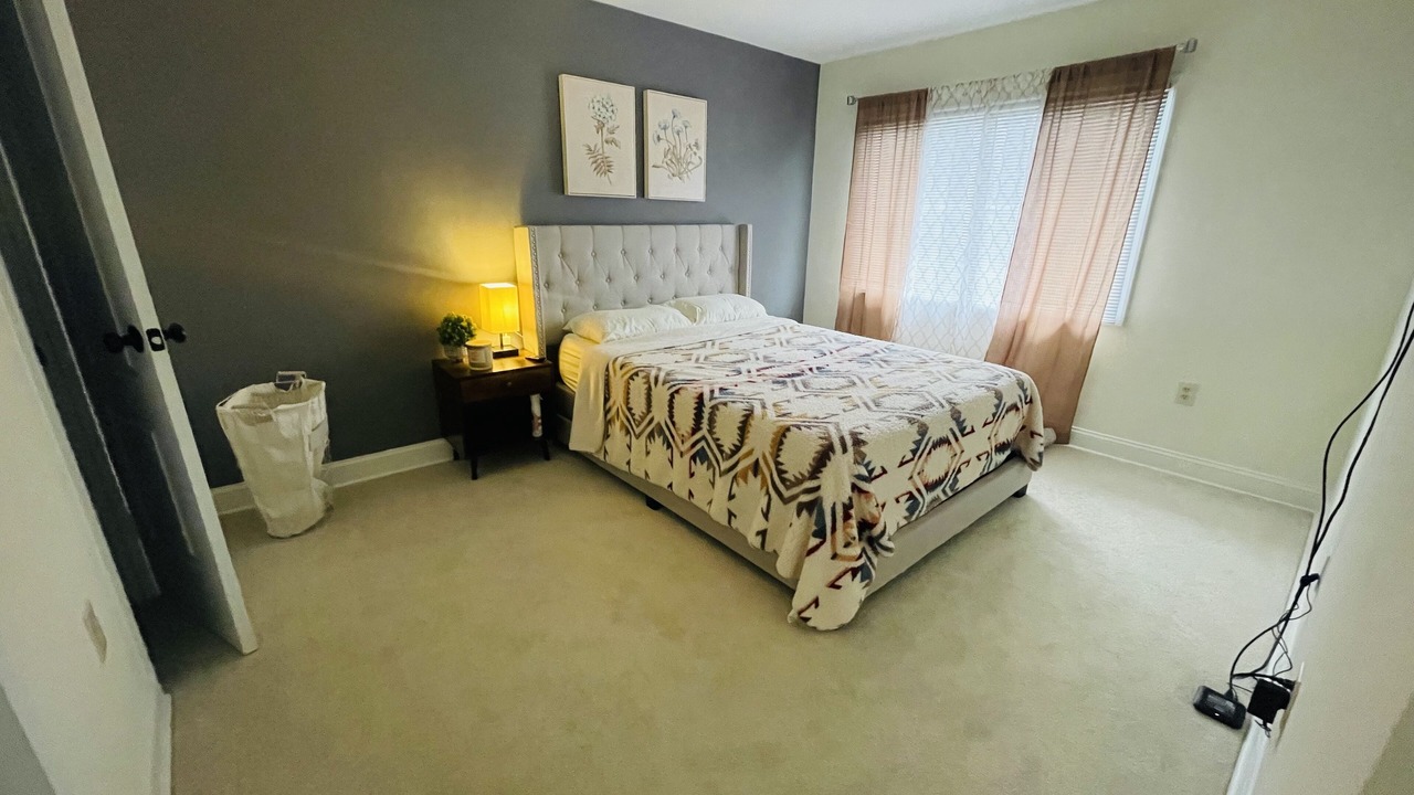 Photo of Bedroom in Aspen Hill