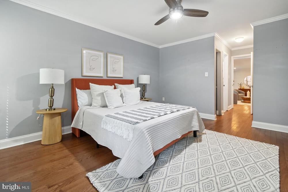Photo of Bedroom in Forest Glen