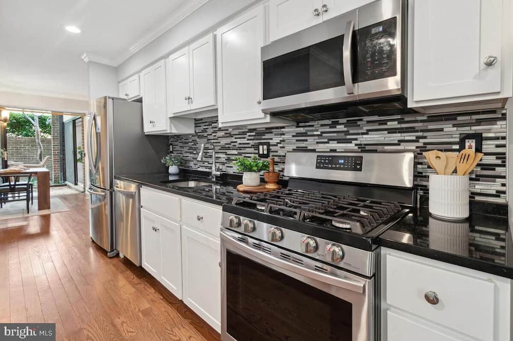 Photo of Kitchen in Forest Glen