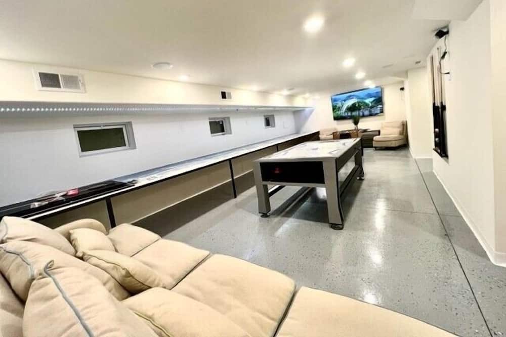 Photo of Bedroom in Town Bank