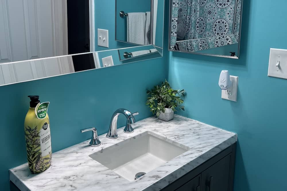 Photo of Bathroom in Rosaryville