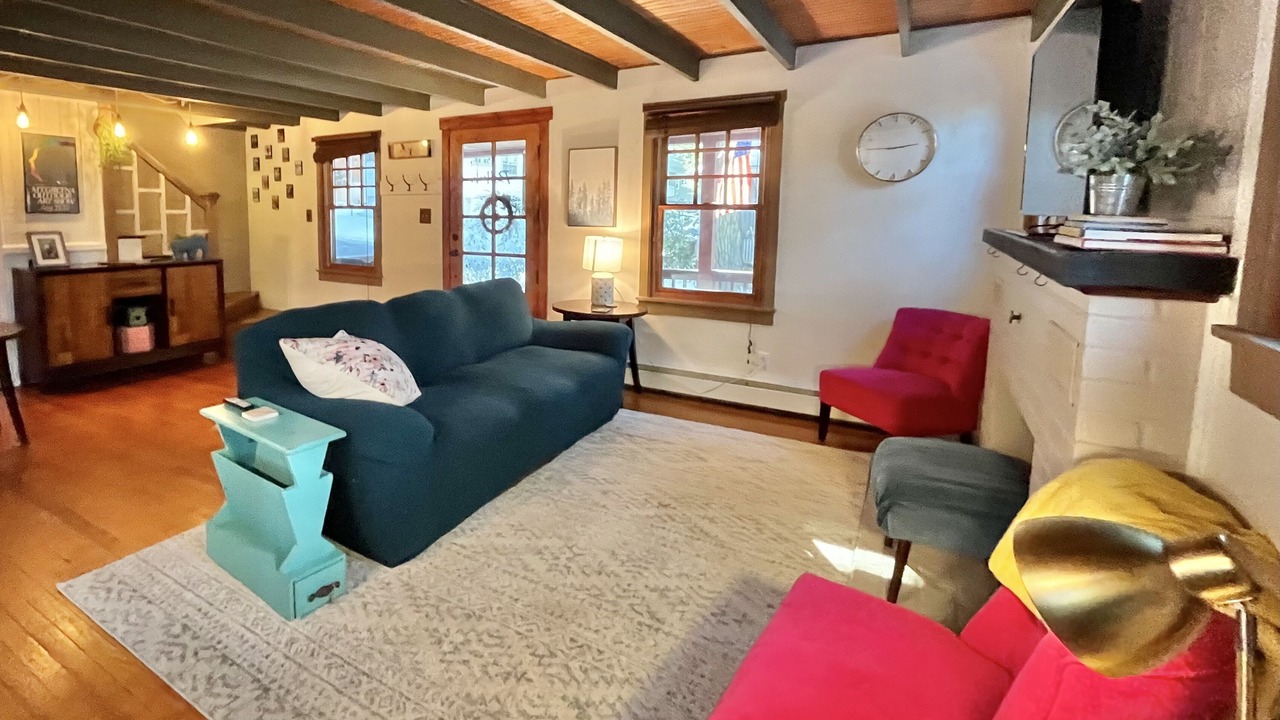 Photo of Livingroom in Mount Gretna
