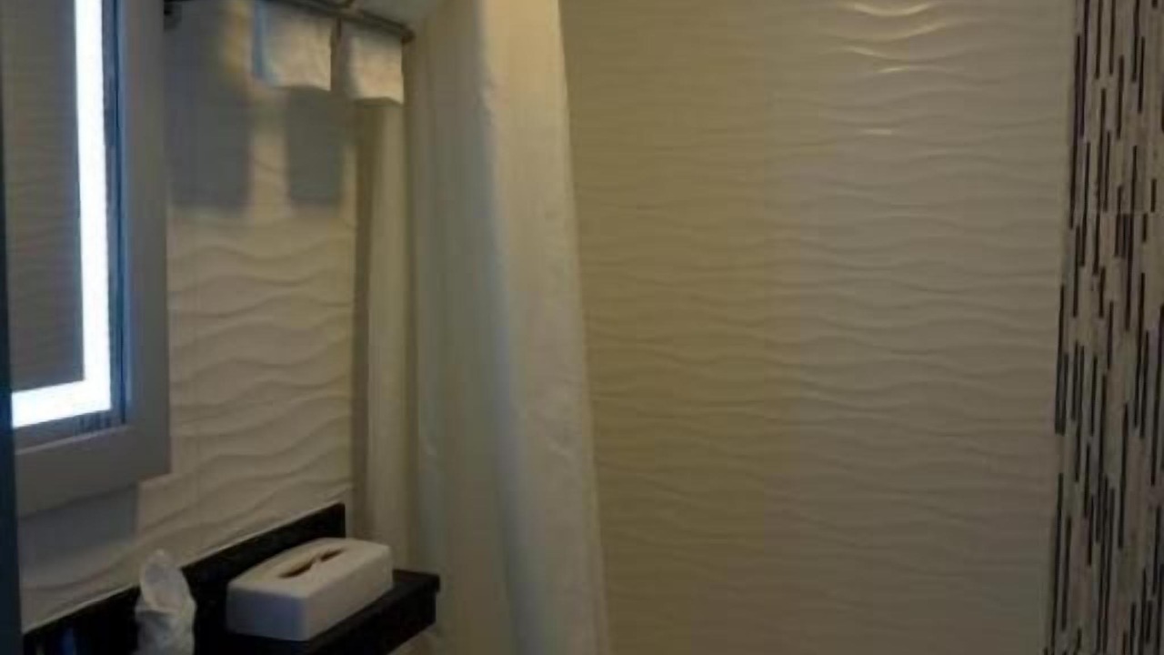 Photo of Bathroom in West Bronx