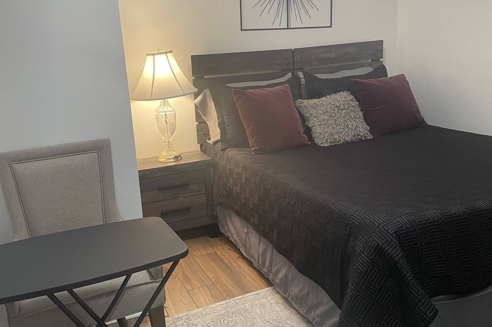 Photo of Bedroom in Sewell