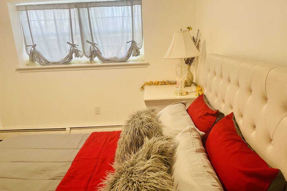 Photo of Livingroom in Sewell