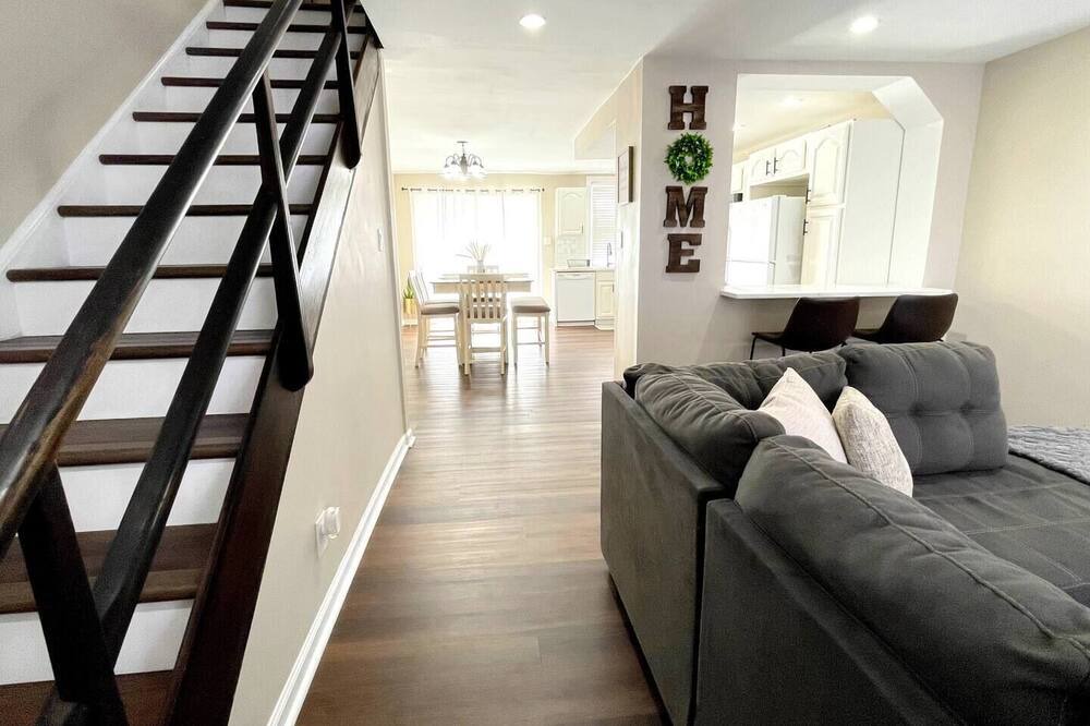 Photo of Livingroom in Delair