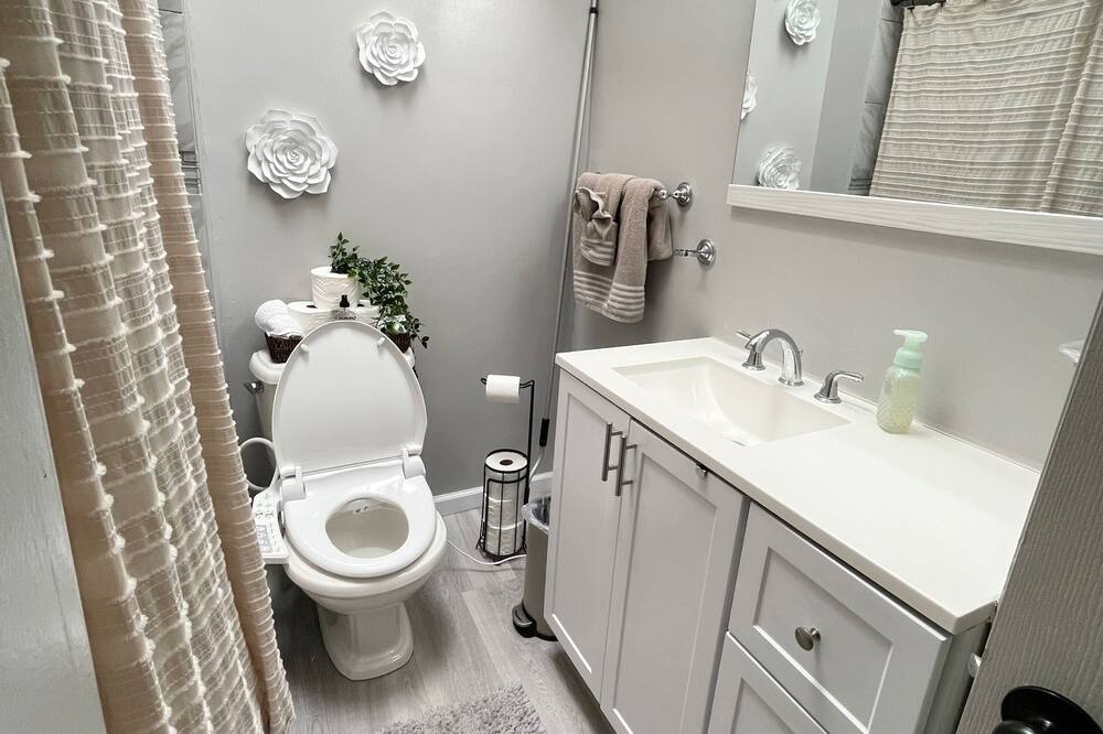 Photo of Bathroom in Delair