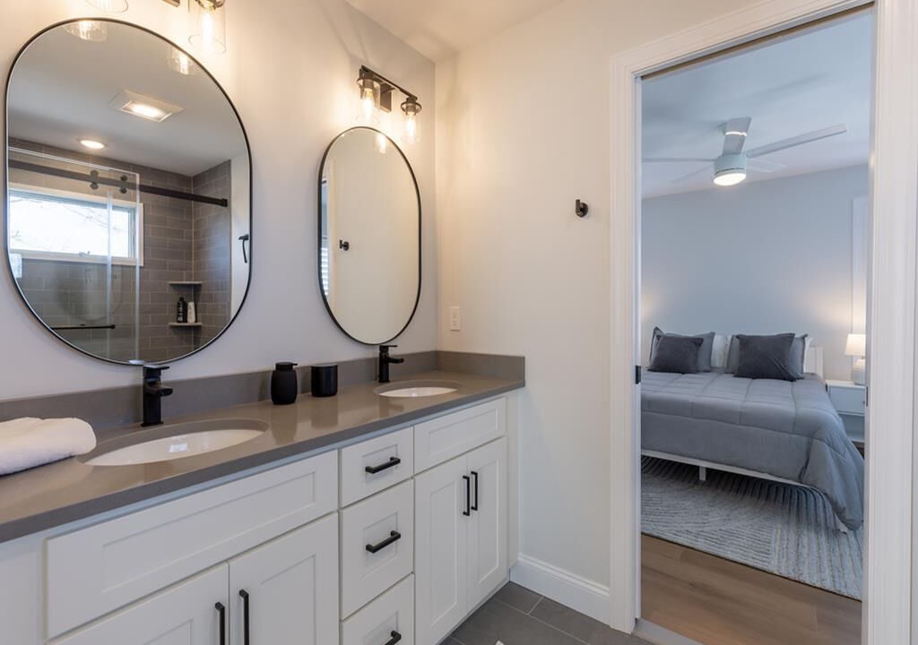 Photo of Bathroom in Admiral Estates