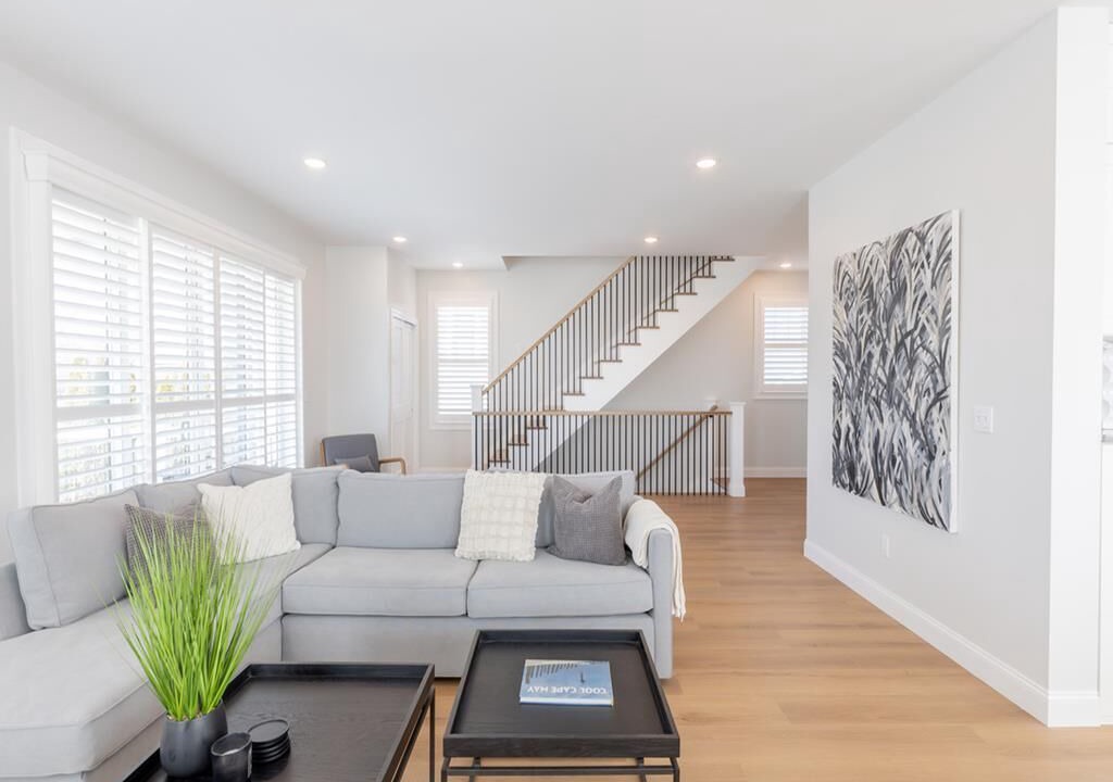 Photo of Livingroom in Admiral Estates
