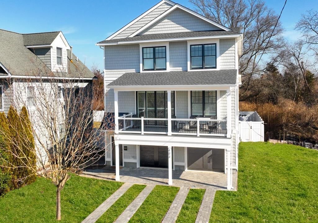 Photo of Outdoor in Admiral Estates